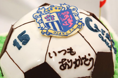 サッカーボールの超立体ケーキ ★画像クリックで詳しい商品ページへ★