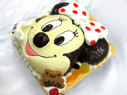 ミニーマウス立体ケーキ