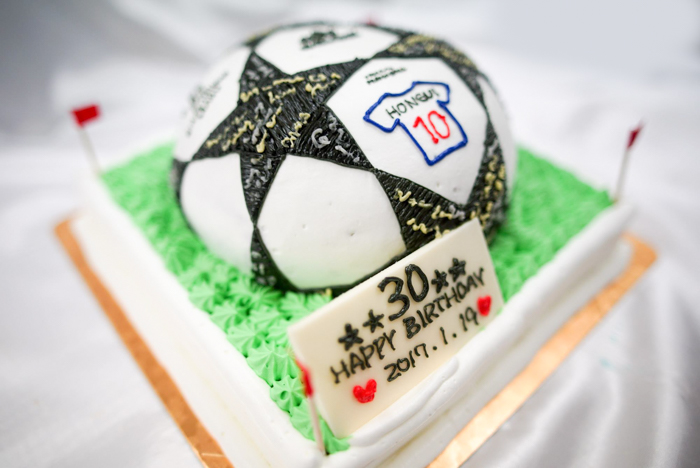 サッカーボールの3Dケーキ-1-12