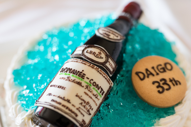 誕生日ケーキ ロマネ コンティ ワインボトルの3d超立体ケーキの作り方 魔法のバースデーケーキblog