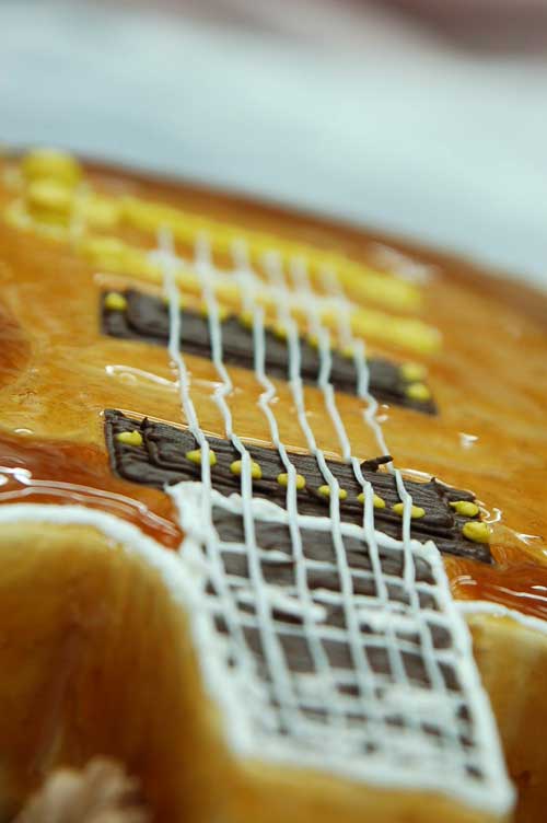 エレキギターの立体ケーキ