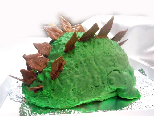 ステゴサウルスのケーキ