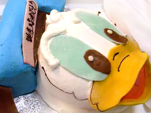 ドナルドダック デイジーダックのキャラクター立体ケーキ