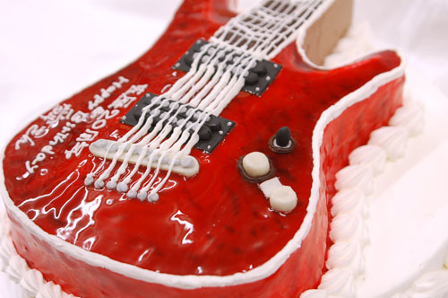 ギターのケーキ　3Dケーキ