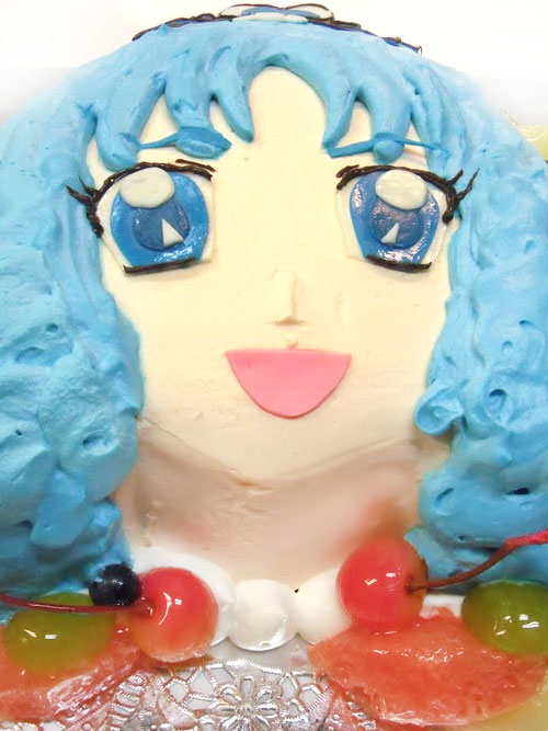 キャラクター　プリキュア　立体ケーキ
