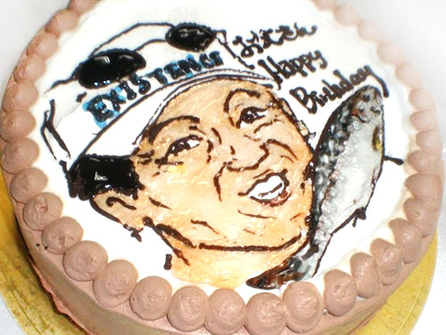 似顔絵の誕生日ケーキ
