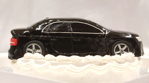 車のケーキ　超立体