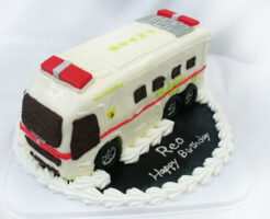 救急車のケーキ