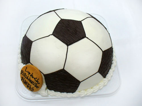 サッカーボール立体ケーキ