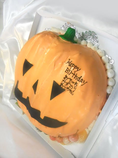 ハロウィンのかぼちゃのケーキ