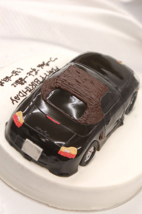 車のケーキ