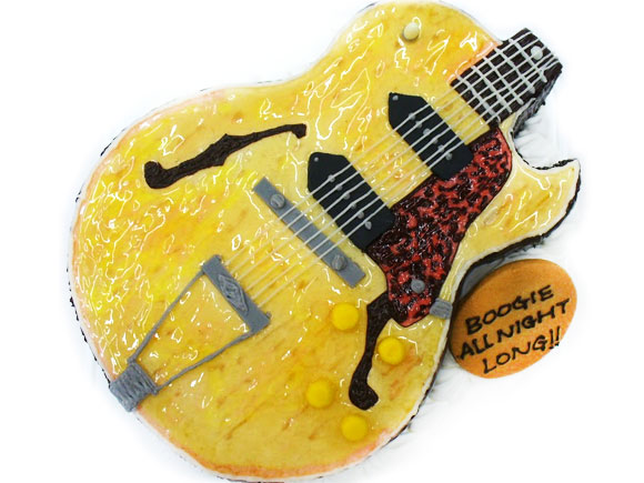 バースデーケーキ　ギター
