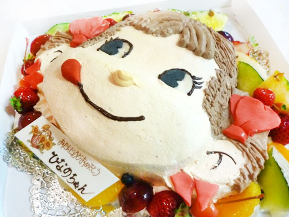 ペコちゃん　バースデーケーキ