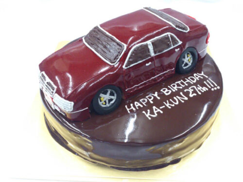 車のケーキ　シーマ　誕生日