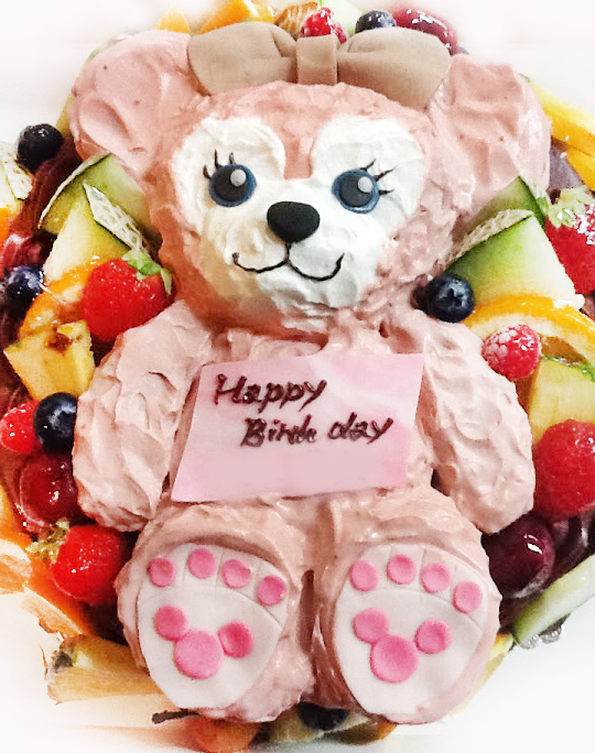 シェリーメイの誕生日ケーキ　3Dケーキ