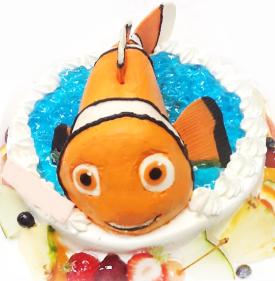 3Dケーキ　キャラクター　ファインディングニモ