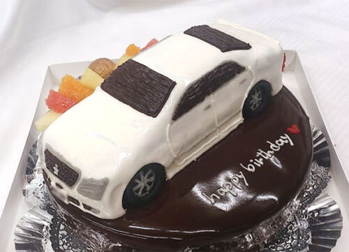 車のケーキ　トヨタ