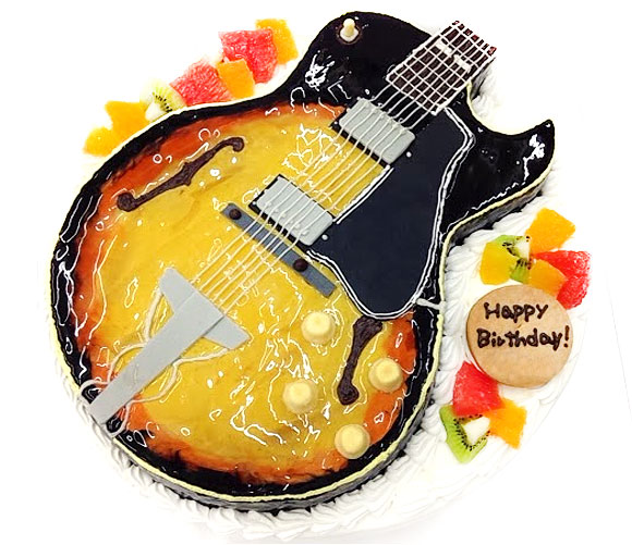 ギターの誕生日ケーキ