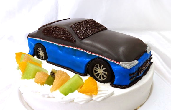 車のケーキ　シルビア