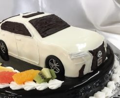 レクサス車の3Dケーキ