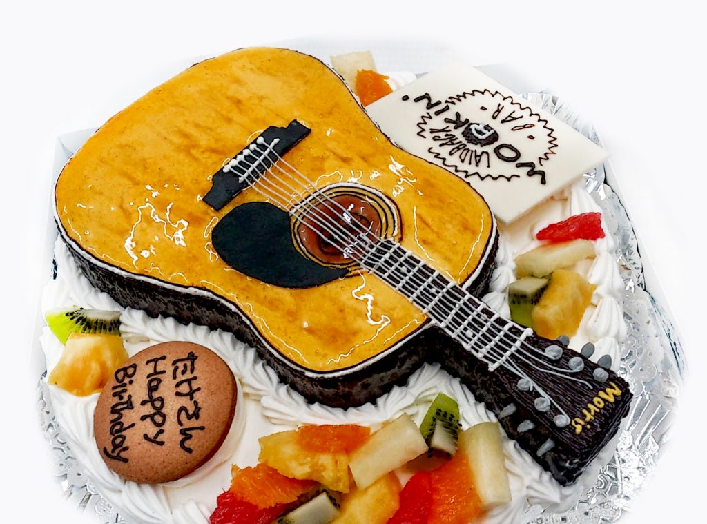 モーリスアコースティックギター3Dケーキ